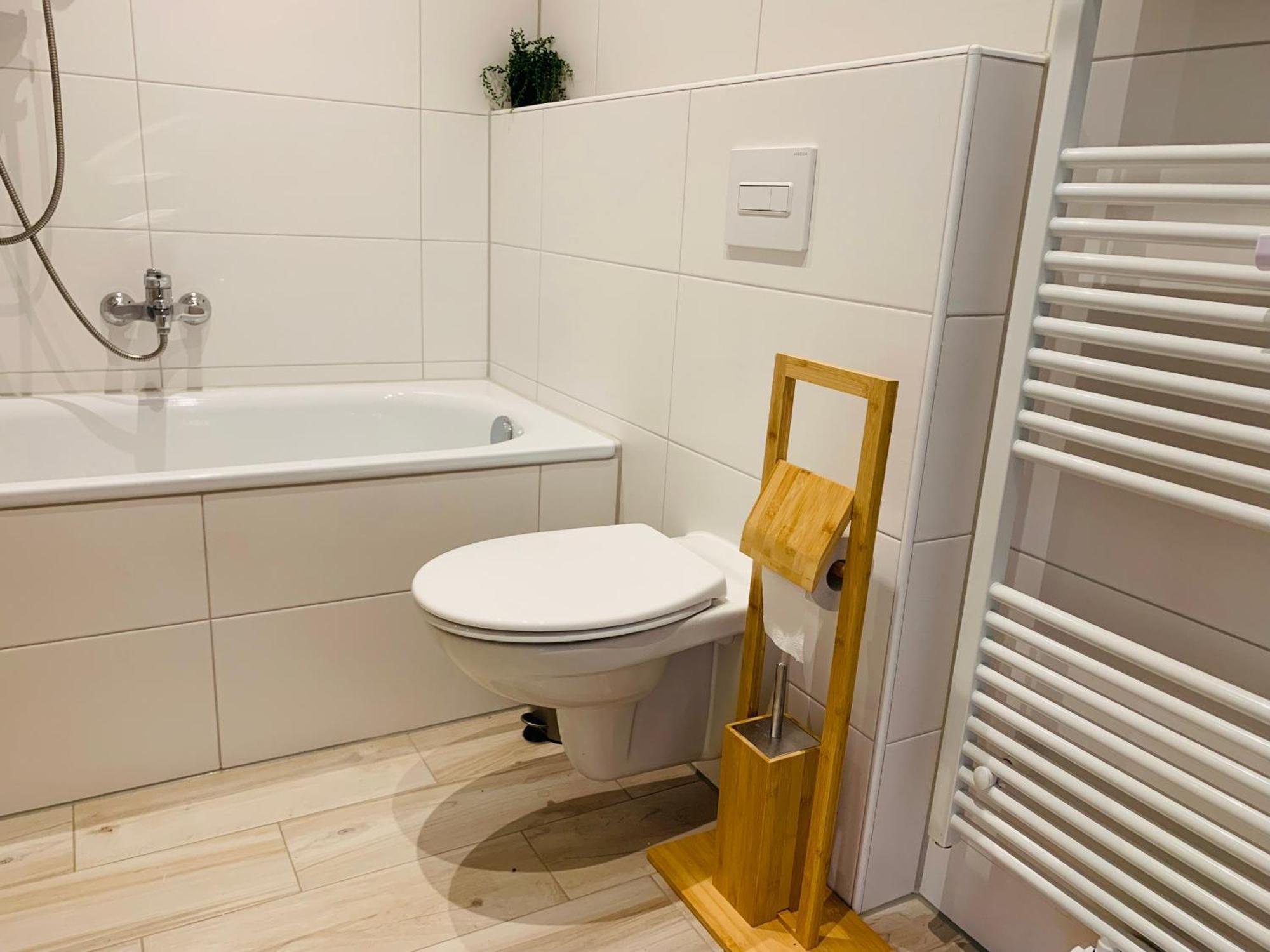 Am Schloss Wolkenstein, 86M2, 3Br, Babybett, Office Экстерьер фото